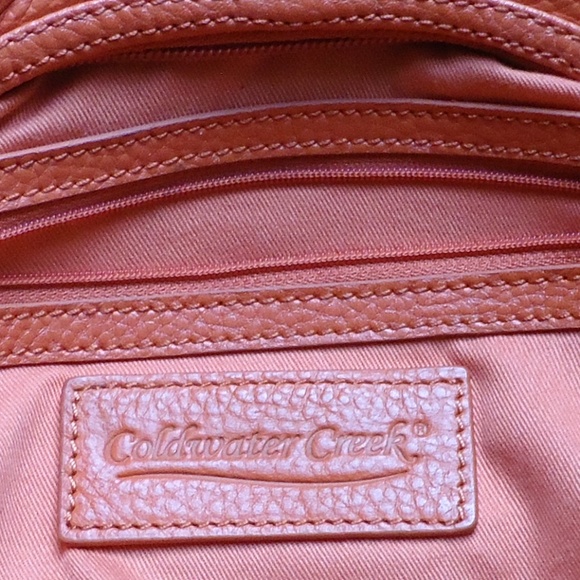 Coldwater Creek genuine pebbled leather shoulder bag. - Picture 8 of 8